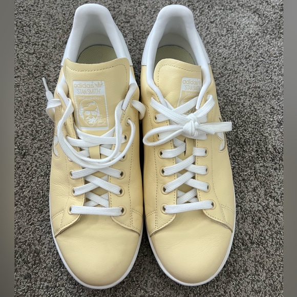 Adidas Stan Smith limited edition in pale yellow - Picture 4 of 6